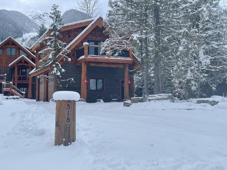 Photo of Buildings in East Kootenay