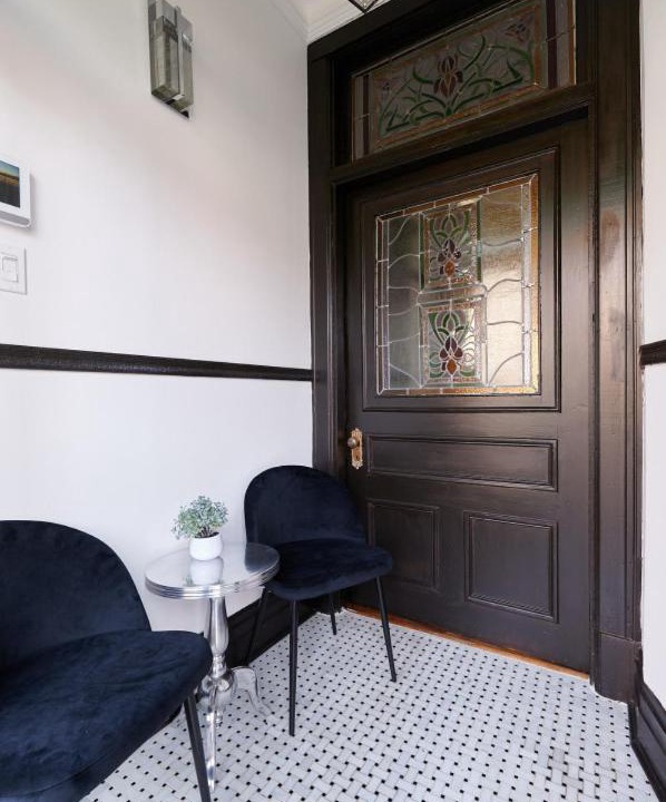 Photo of Livingroom in Little Italy