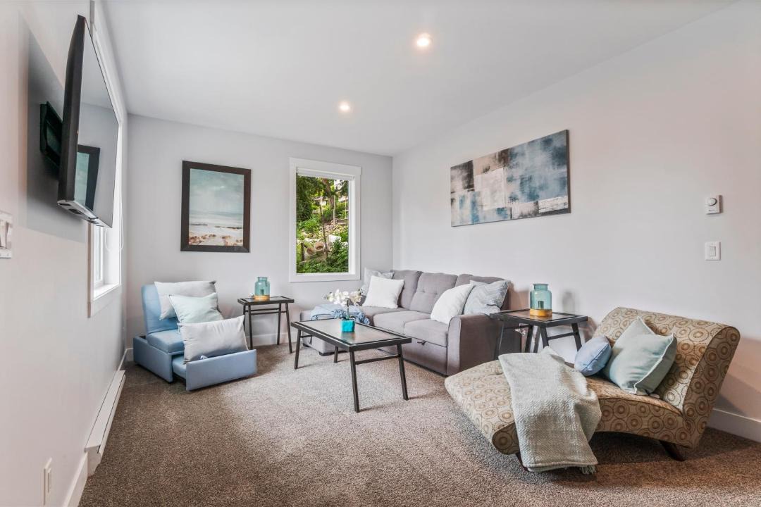 Photo of Livingroom in Vernon