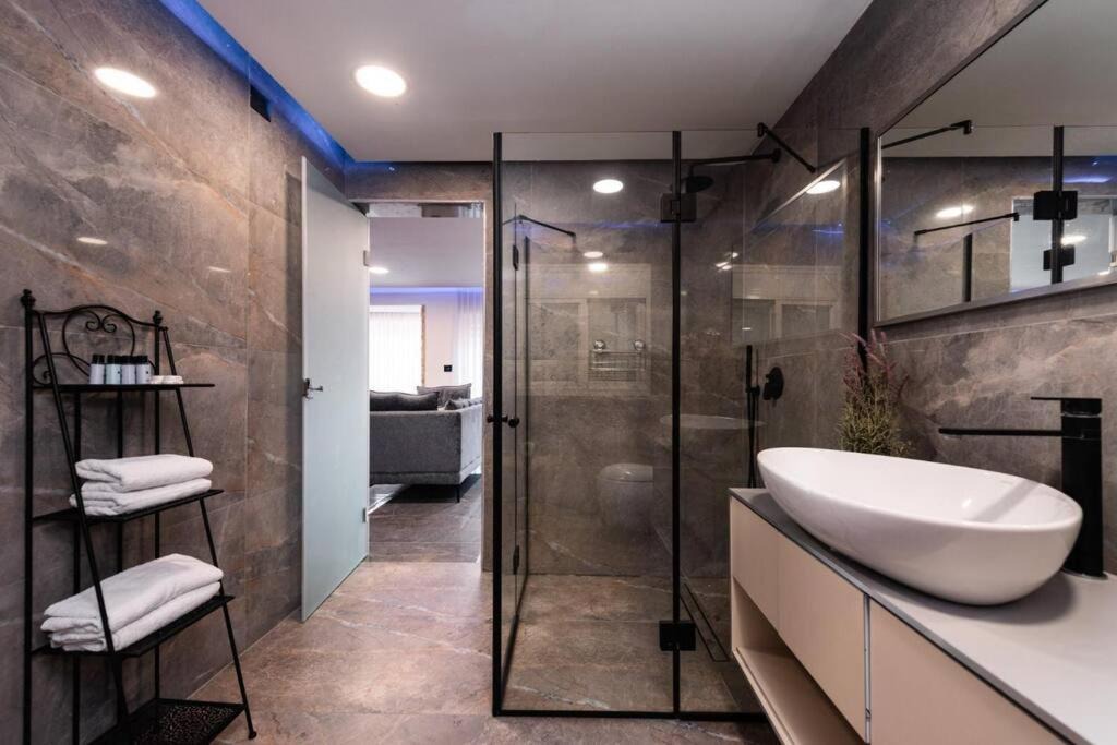 Photo of Bathroom in Haifa