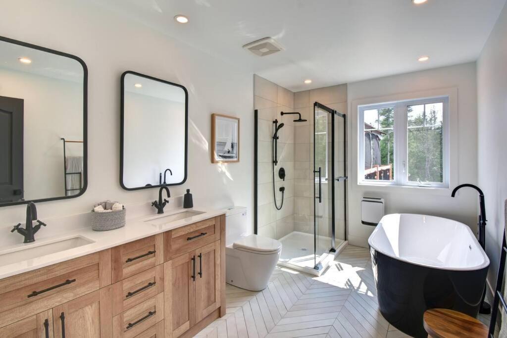 Photo of Bathroom in Lac-Superieur