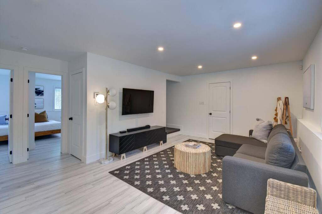 Photo of Livingroom in Lac-Superieur