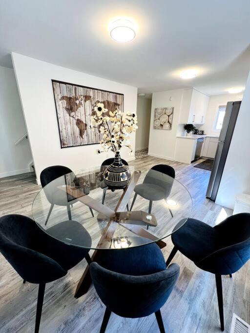 Photo of Livingroom in Winnipeg
