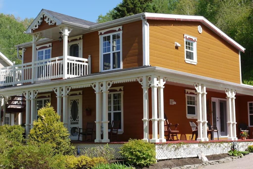 Photo of Buildings in L'Anse-Saint-Jean
