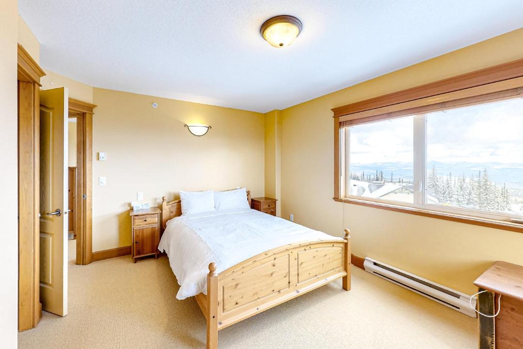 Photo of Bedroom in Big White Ski Resort