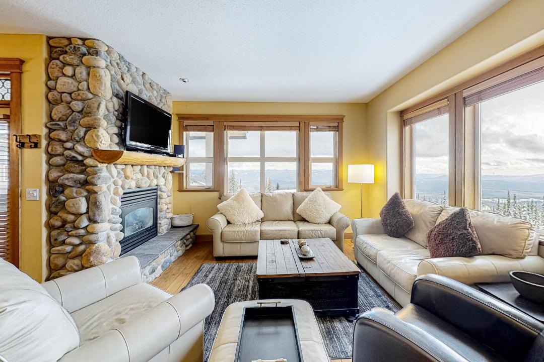 Photo of Livingroom in Big White Ski Resort