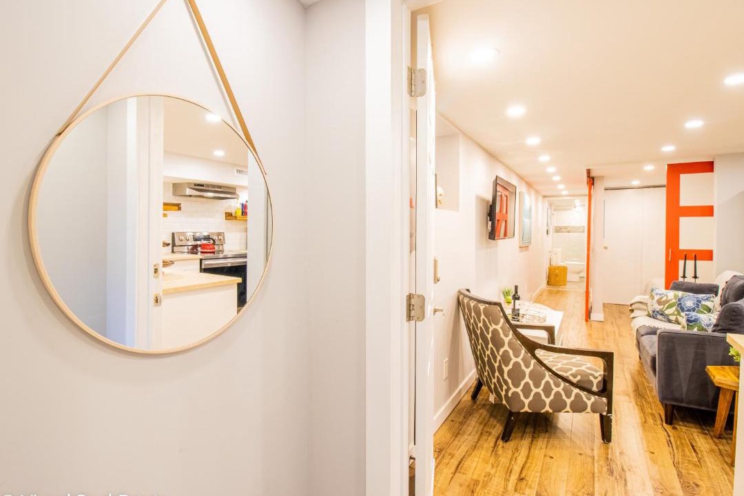 Photo of Livingroom in Upper Beaches