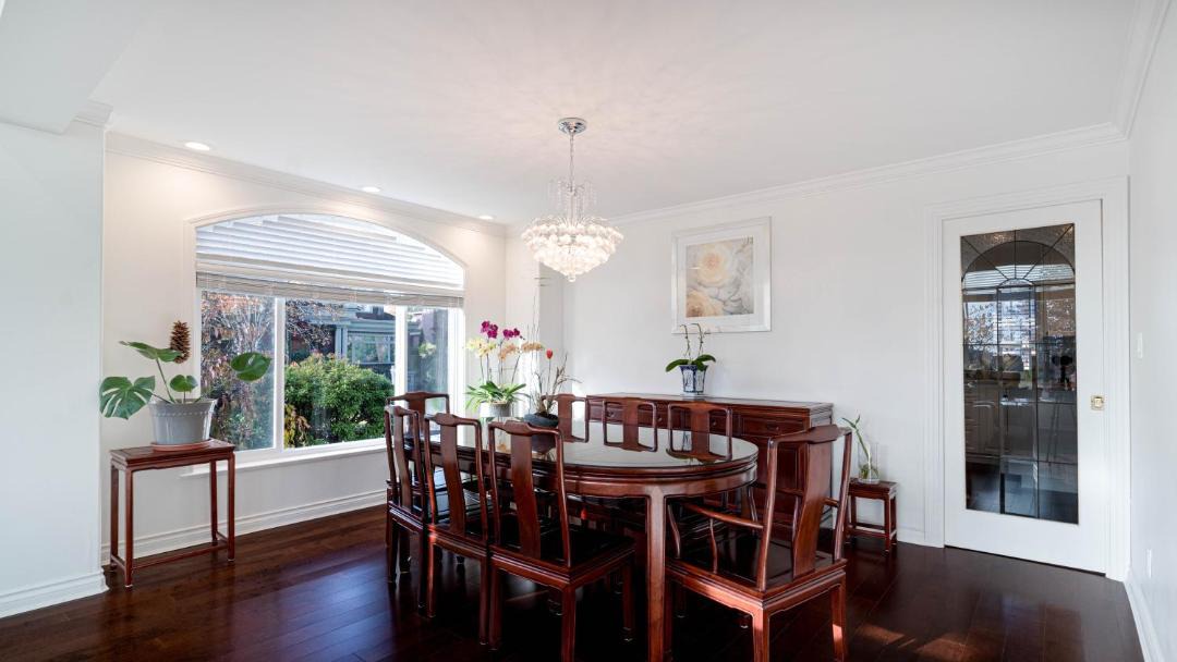 Photo of Livingroom in Oakridge