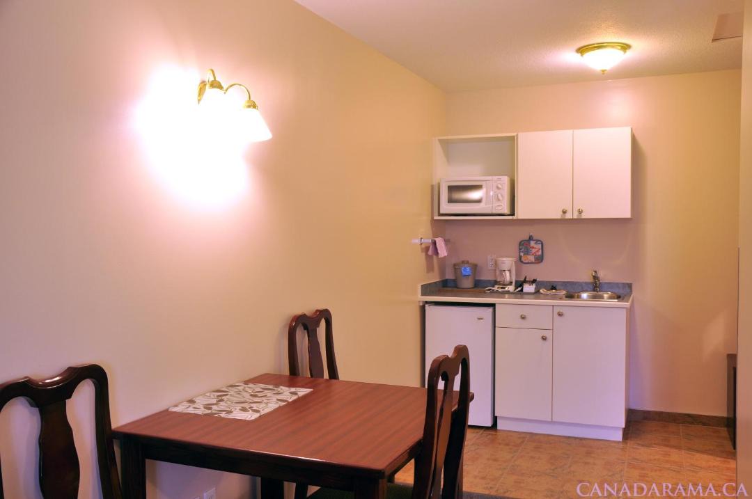 Photo of Kitchen in Okanagan-Similkameen