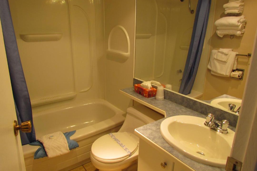 Photo of Bathroom in Okanagan-Similkameen