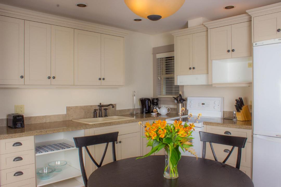 Photo of Kitchen in Salt Spring Island