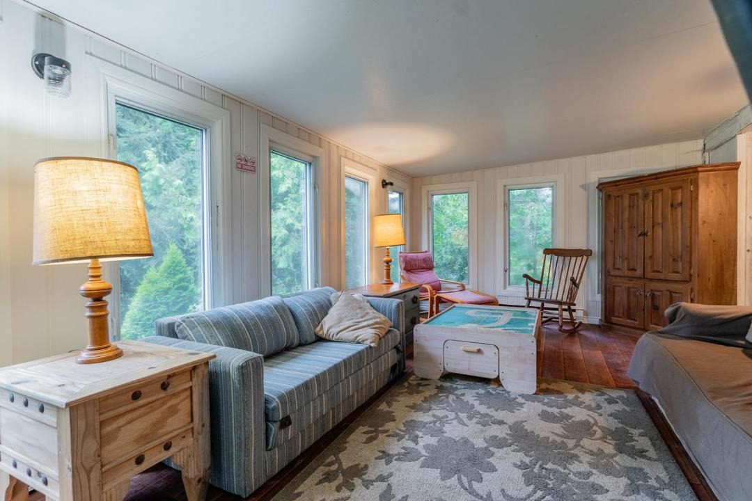 Photo of Livingroom in Bobcaygeon