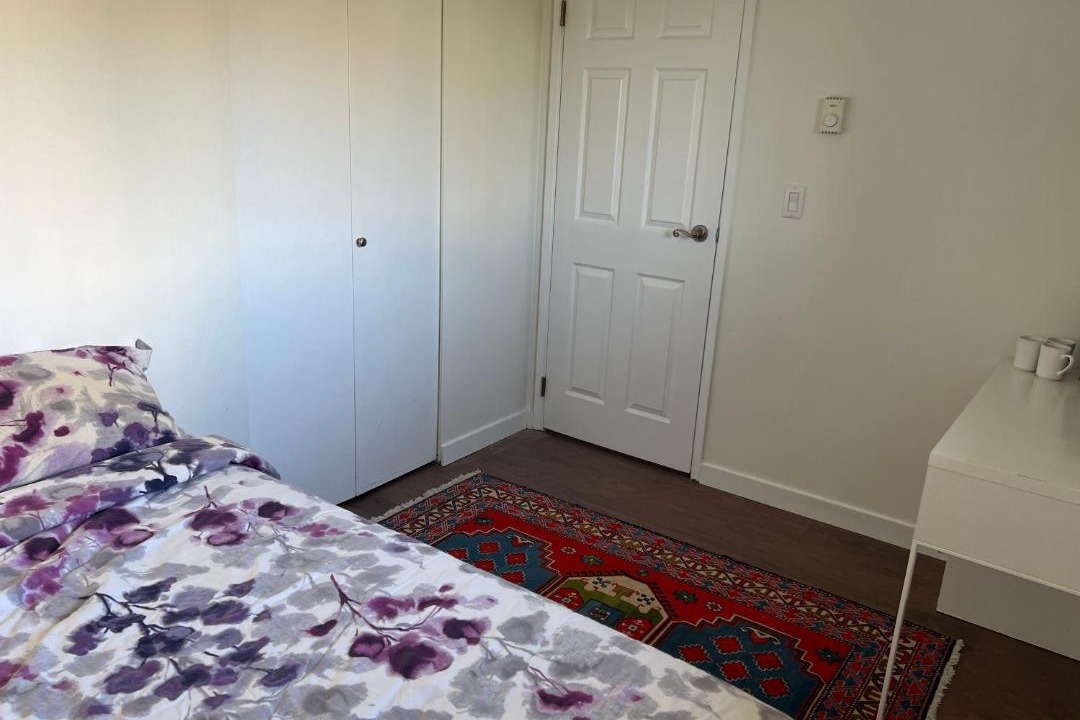 Photo of Bedroom in Central Lonsdale