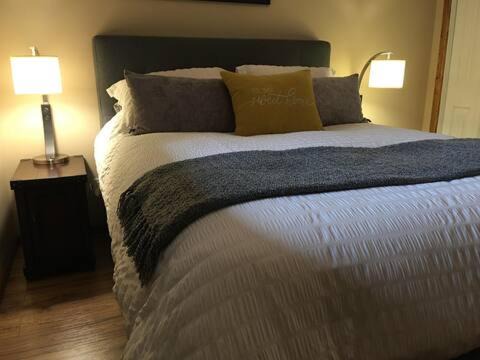 Photo of Bedroom in Anglemont