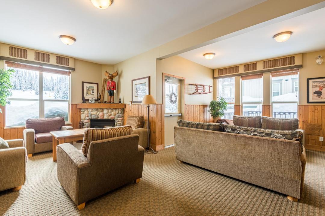 Photo of Livingroom in Silver Star Mountain