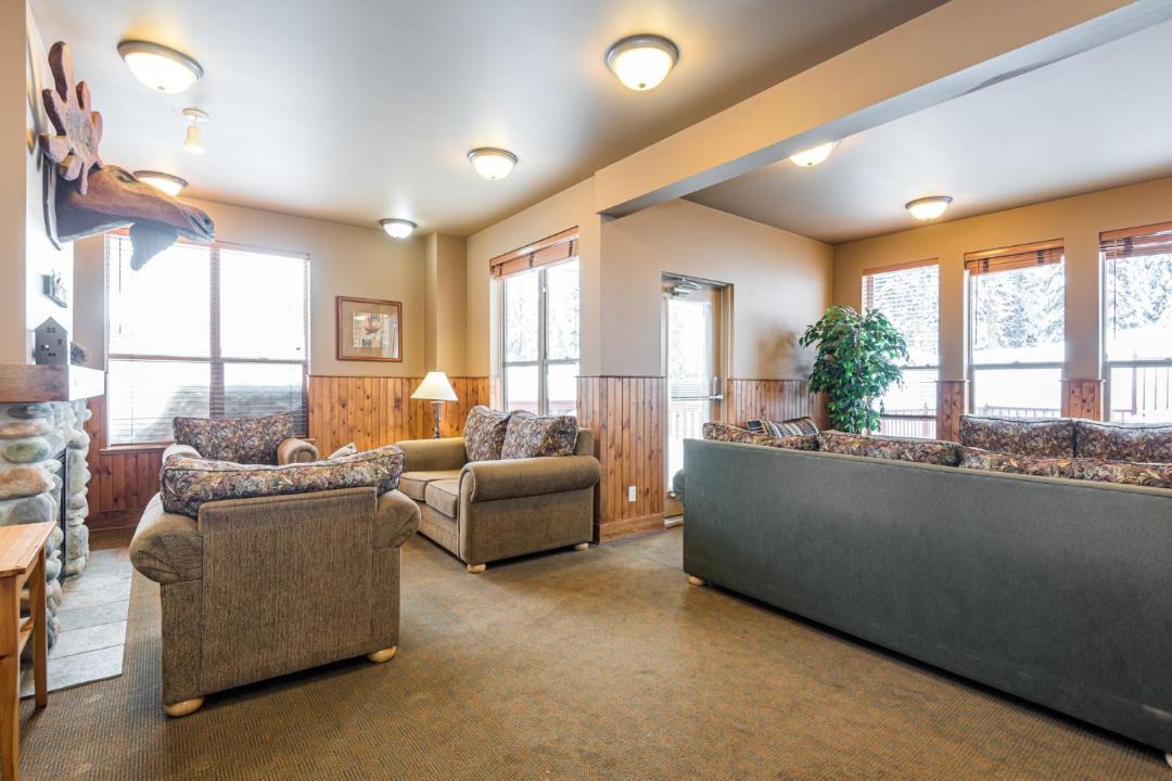 Photo of Livingroom in Silver Star Mountain
