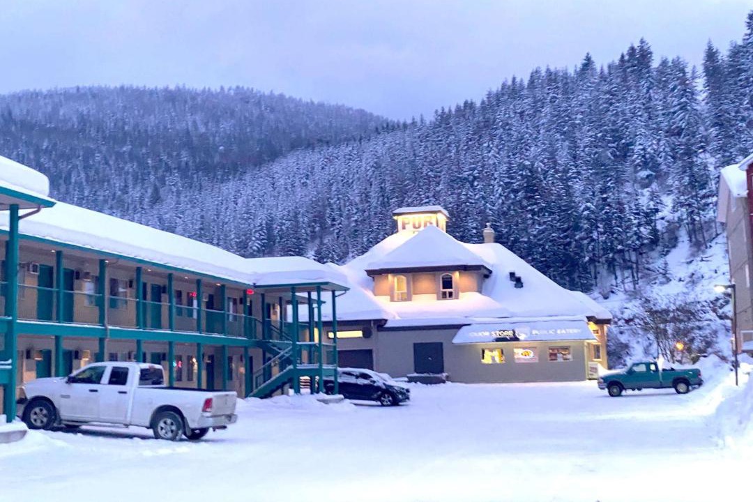 Photo of Others in Sicamous