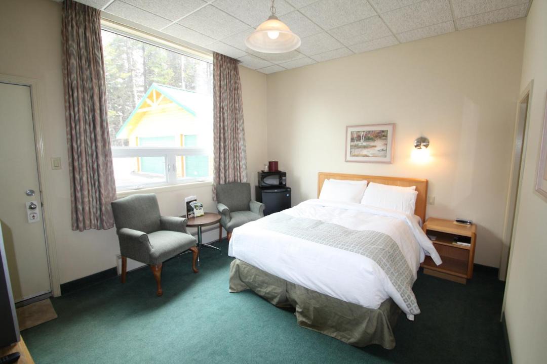 Photo of Bedroom in Lake Louise