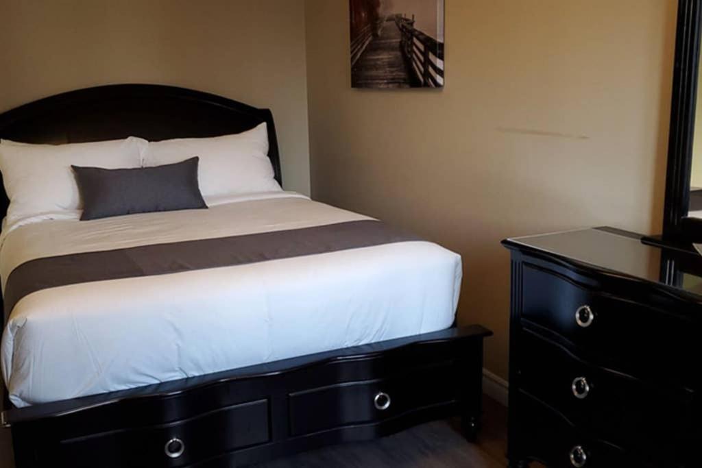 Photo of Bedroom in Downtown Gatineau