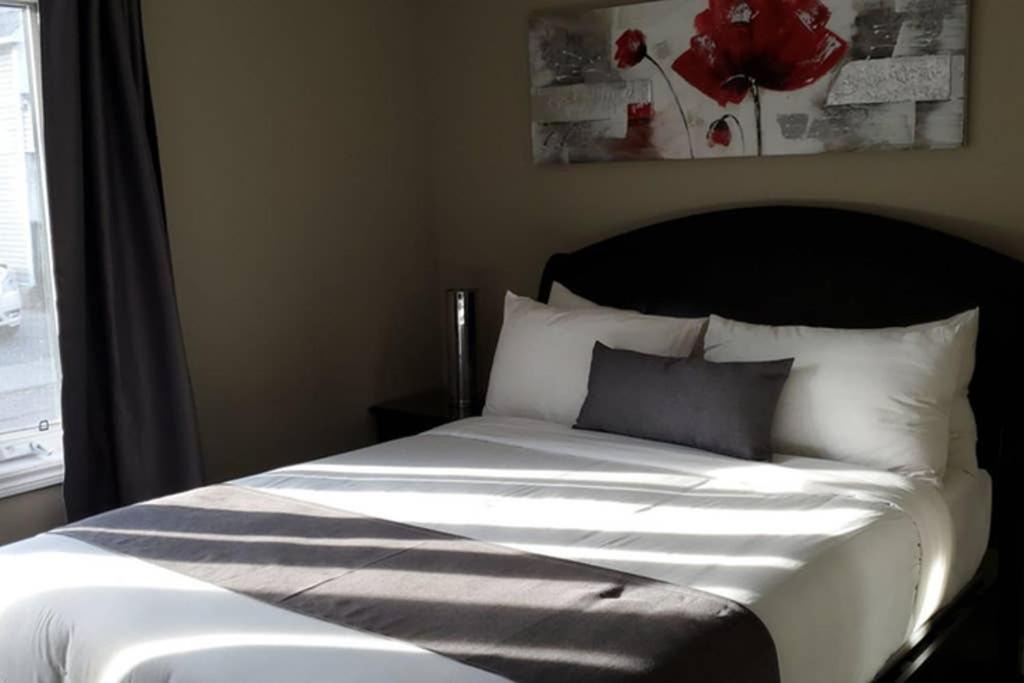 Photo of Bedroom in Downtown Gatineau