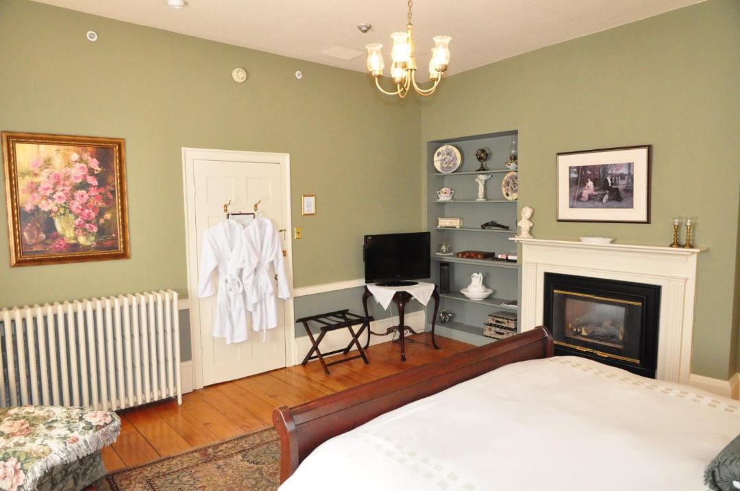 Photo of Bedroom in Historic Old Town