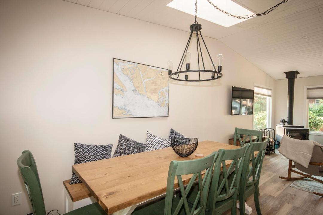 Photo of Livingroom in Tuwanek