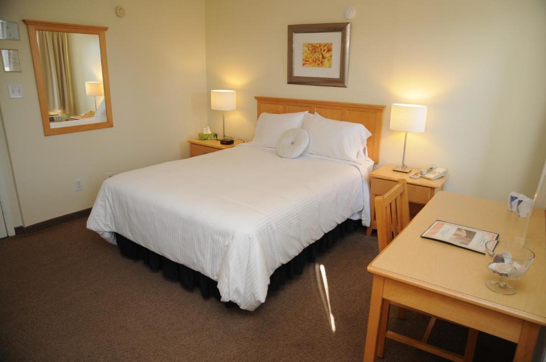 Photo of Bedroom in Lunenburg Waterfront