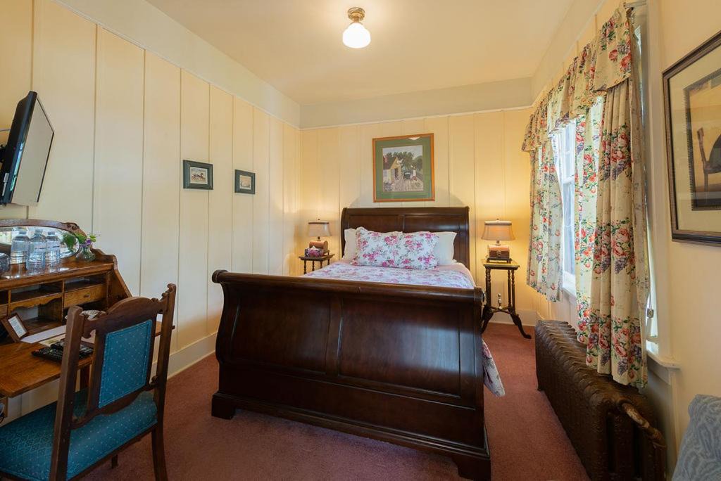 Photo of Bedroom in Fairfield