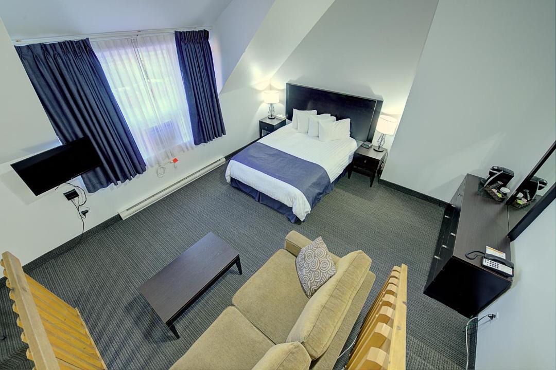 Photo of Bedroom in Mont-Tremblant