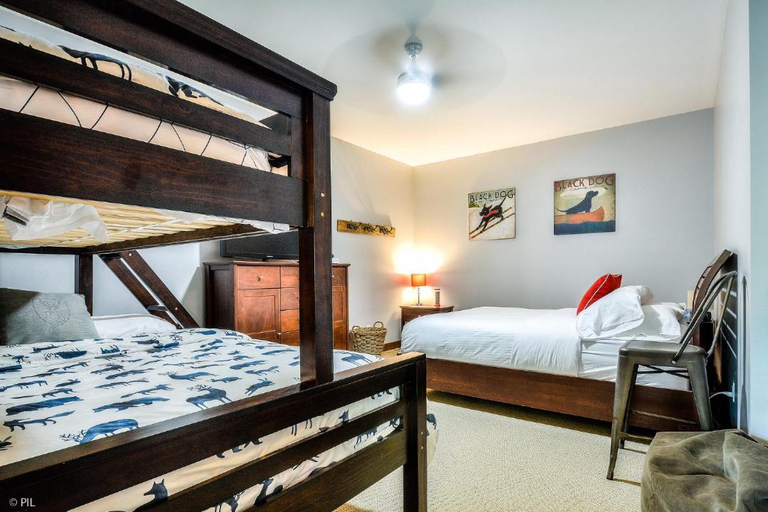 Photo of Bedroom in Tremblant-Les-Eaux