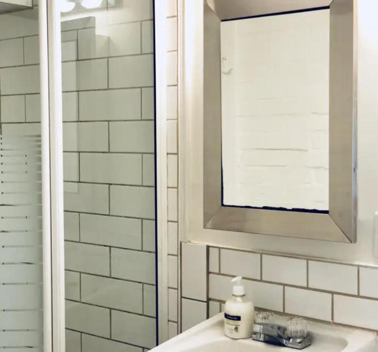 Photo of Bathroom in Kerrisdale