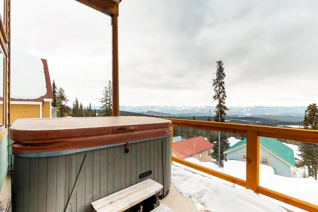 Photo of Patio Balcony in Snow Pine Estates