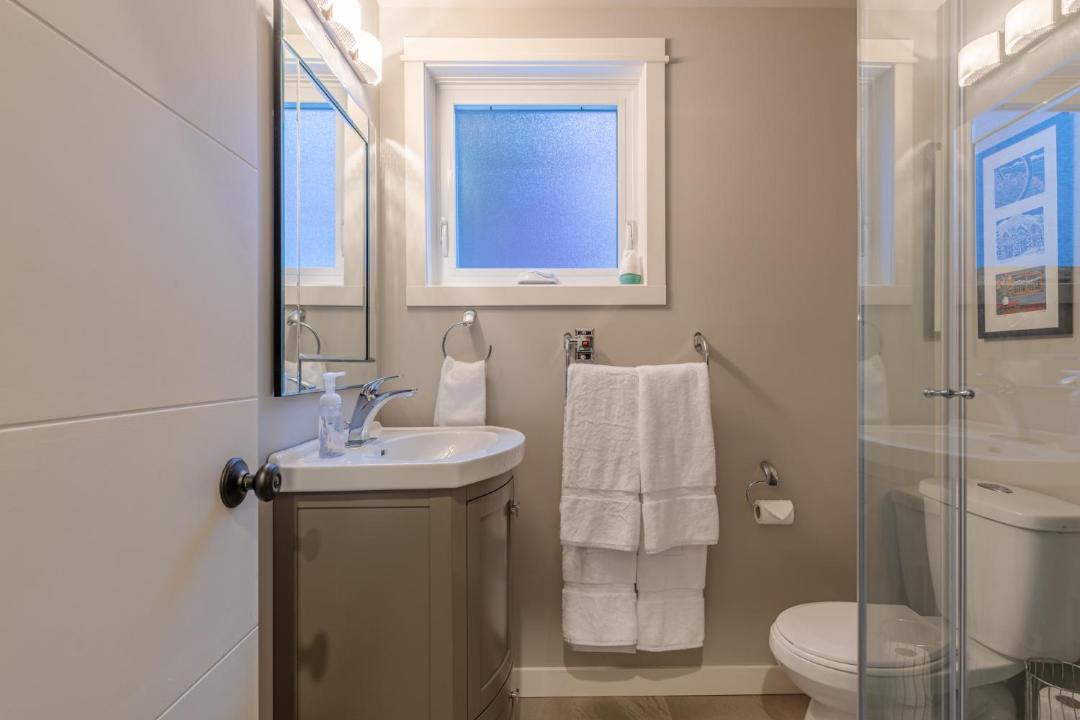 Photo of Bathroom in Silver Star Mountain