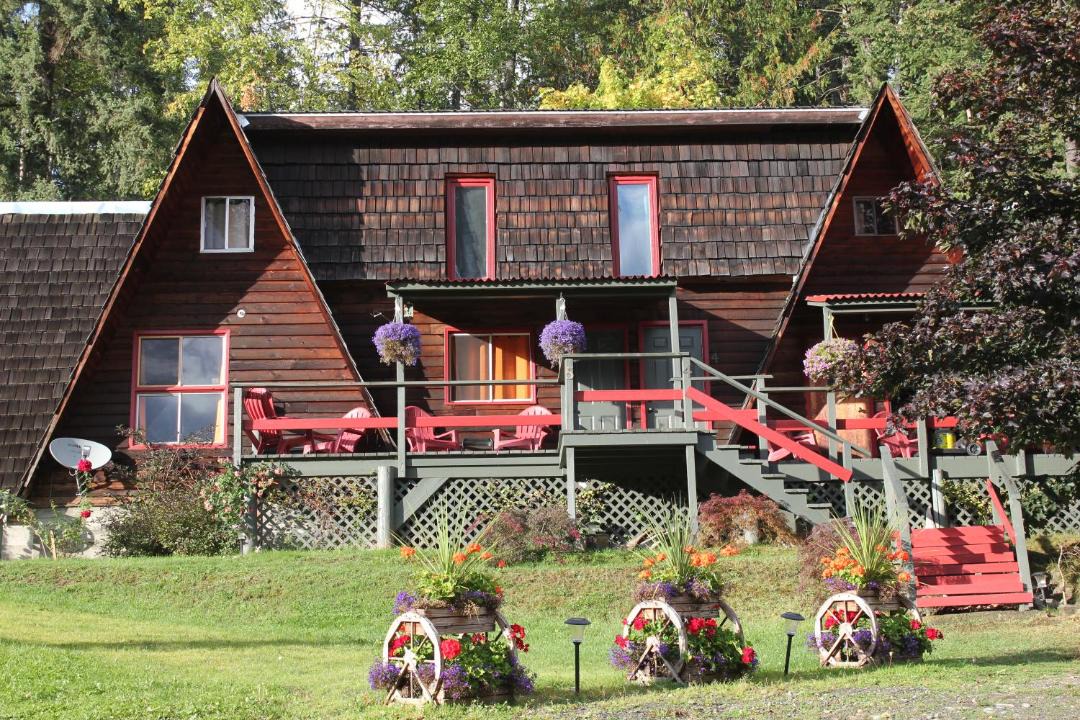 Photo of Others in Kaslo