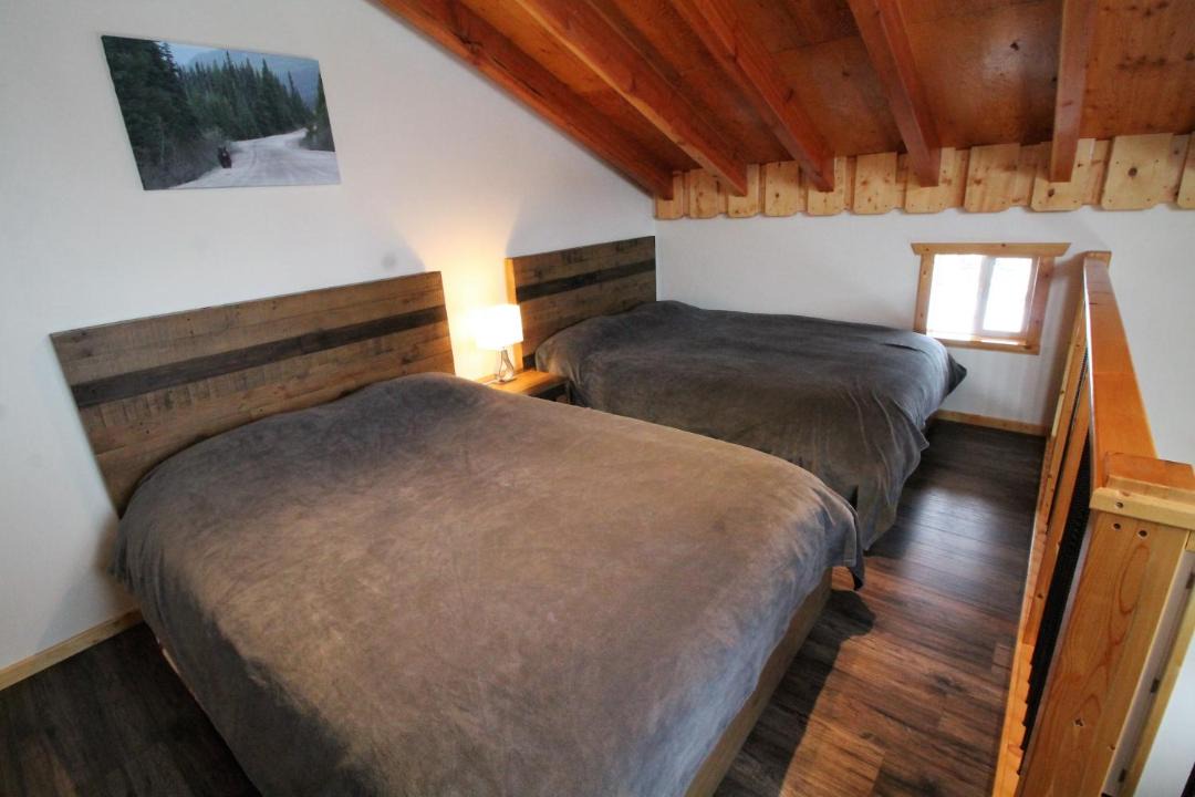Photo of Bedroom in Anahim Lake