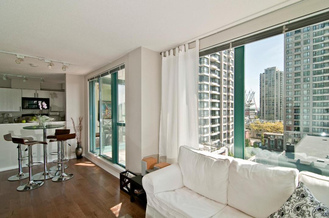 Photo of Livingroom in Yaletown