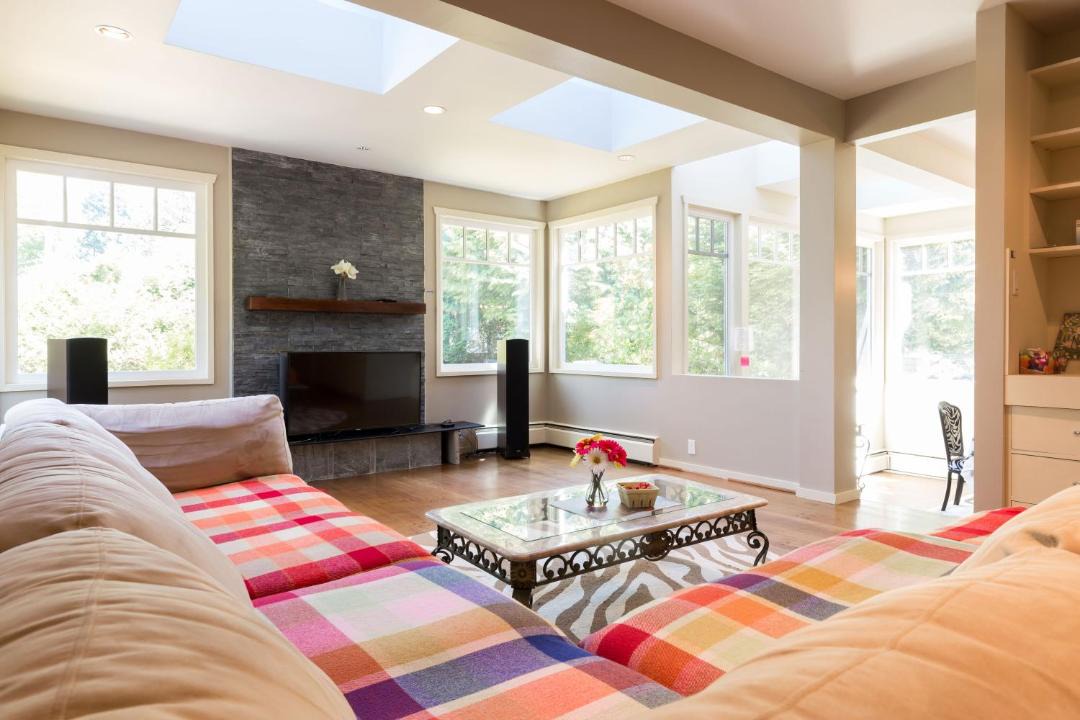 Photo of Livingroom in Kerrisdale