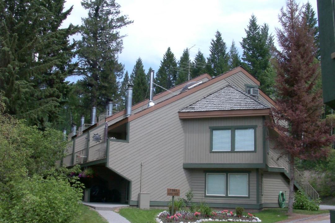 Photo of Buildings in East Kootenay