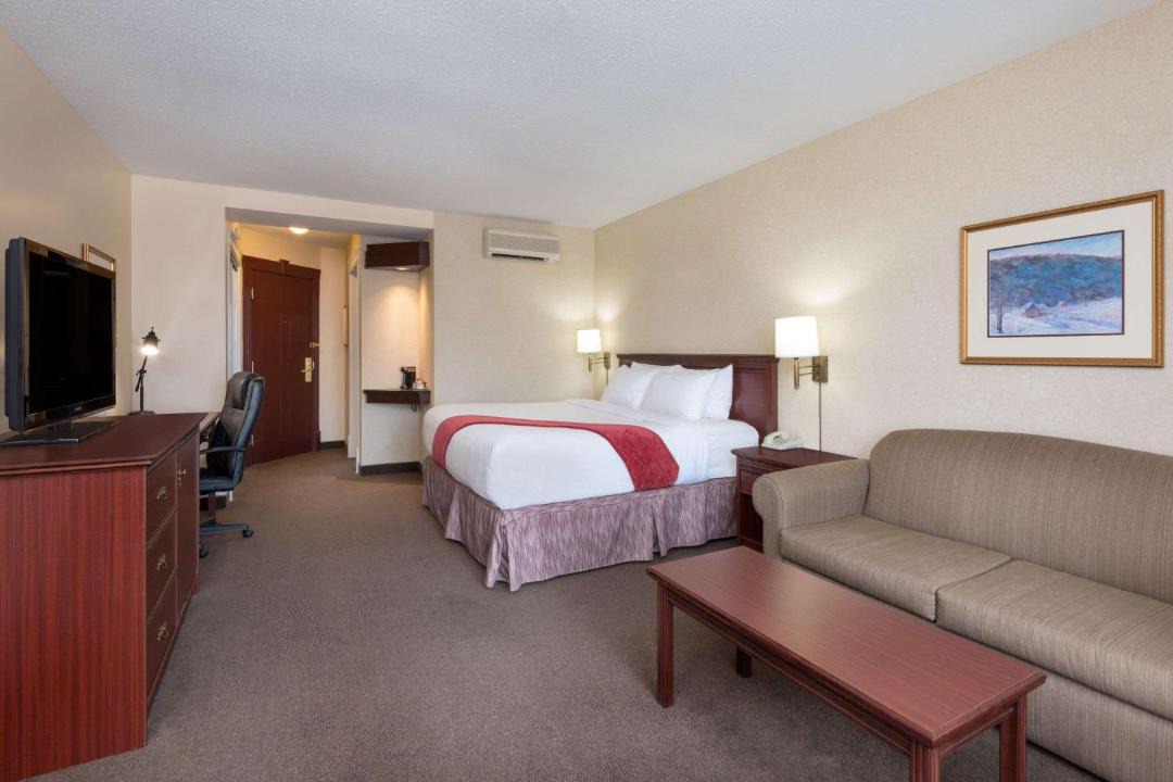 Photo of Bedroom in District Saint - Raymond - Vanier