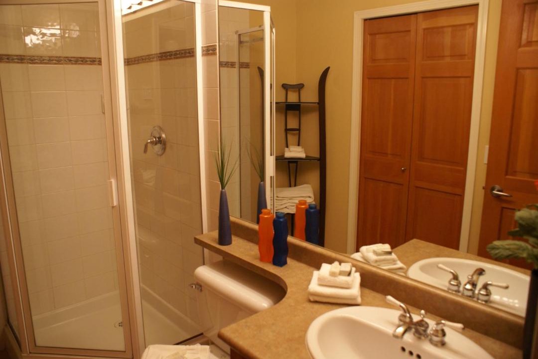 Photo of Bathroom in Village North