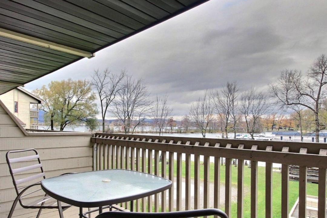 Photo of Patio Balcony in Magog