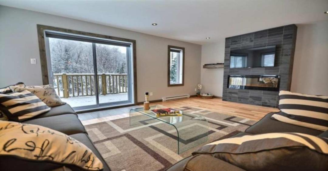 Photo of Livingroom in Saint-Faustin-Lac-Carre
