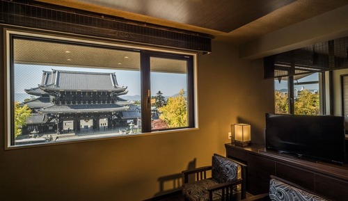 Family Suite (Hongwanji View)