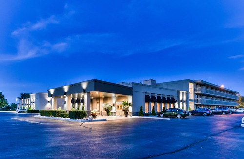 Leamington Hotel | Best Western Plus Leamington Hotel & Conference Centre