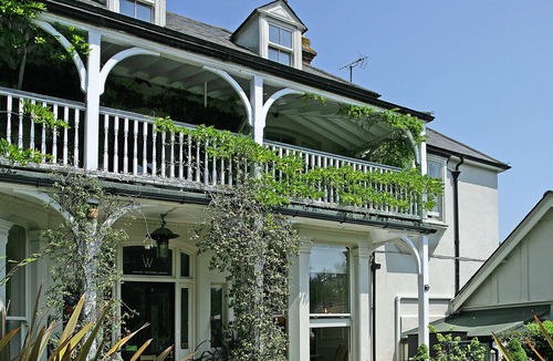 Alfriston Hotel | Wingrove House