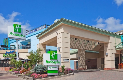 Fallsview Hotel | Holiday Inn Niagara Falls-by the Falls, an Ihg Hotel