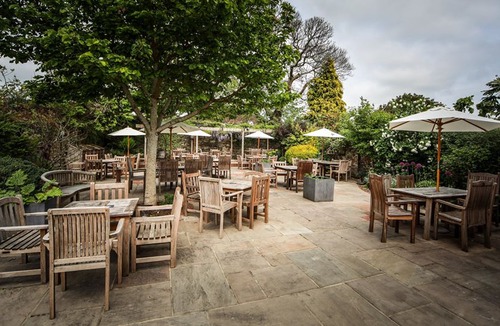 Petworth Hotel | The Angel Inn, Petworth