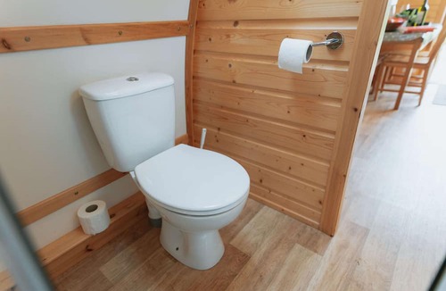 Weston Cabin | Cosy Rural Wooden Glamping Cabin