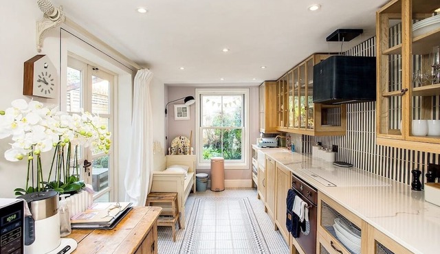 3BR Chic House, central Winchester- Sleeps 7!