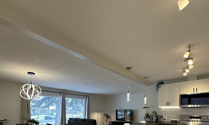 Southeast Calgary House | Main Floor 3 bedroom, sleeps 5-6, family-friendly.